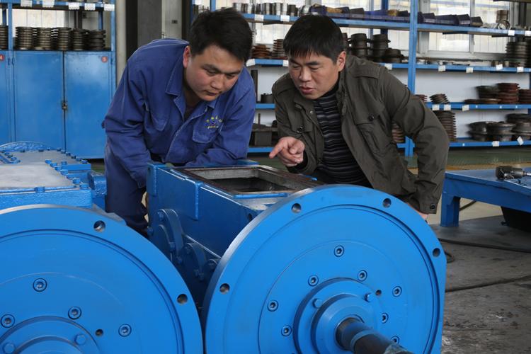 祁南机械传动公司优化产品技术拓市场